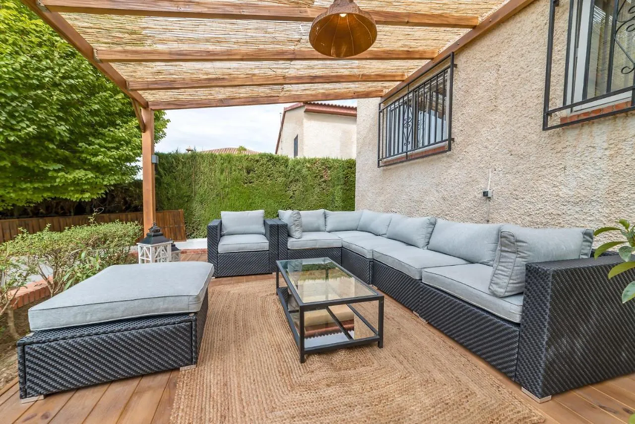 Chalet Con Piscina En Entorno Idilico La Zubia  Holiday home La Zubia (Granada)