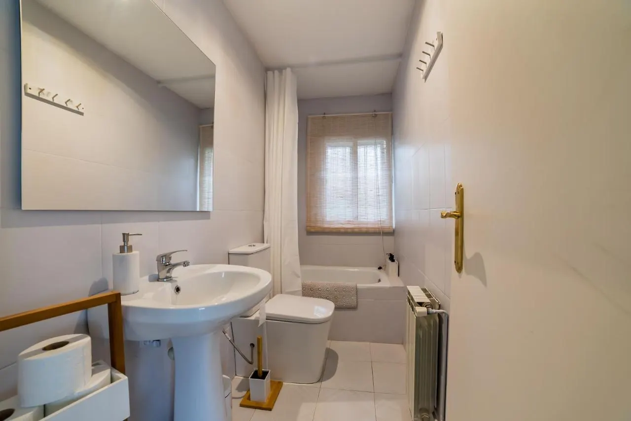 Holiday home Chalet Con Piscina En Entorno Idilico La Zubia